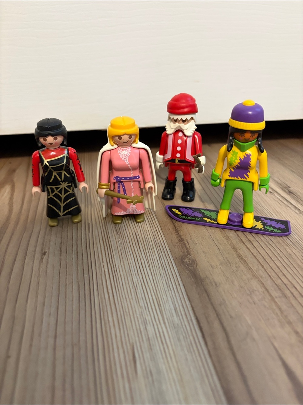 Vintage Playmobil Figurines